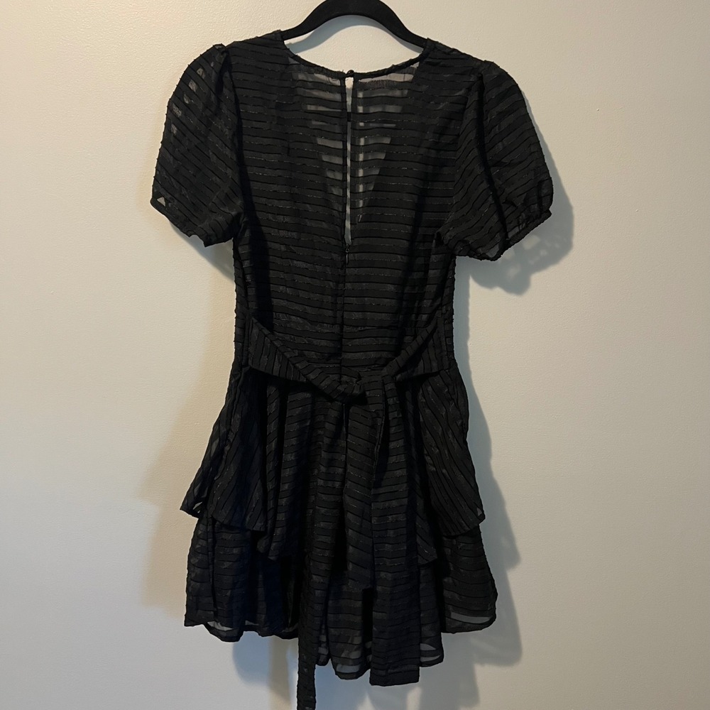 Francescas Mi Ami Kelsie Black Striped Tiered Ruffle Skort Romper NWT Small